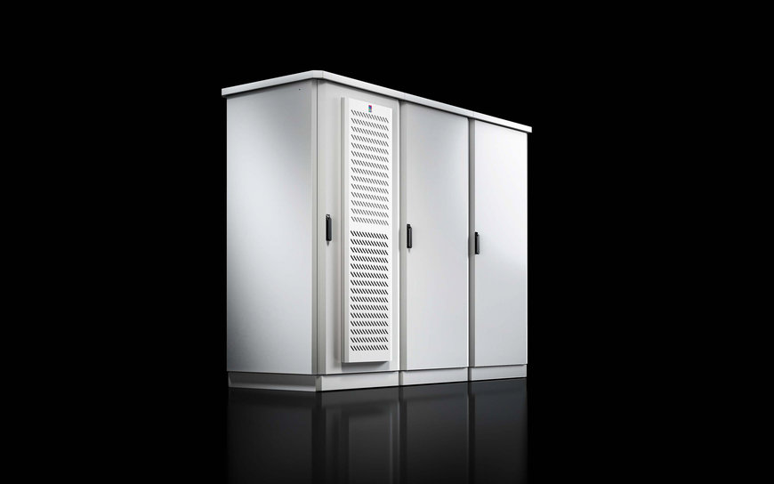 Rittal propose maintenant pour une implantation extérieure, de grandes baies juxtaposables double peau disponibles sur stock